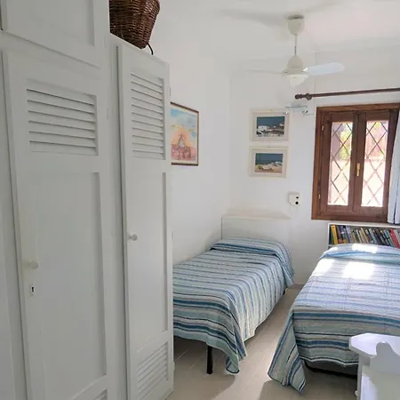 Vista Mare A 150m Dalla Tatil Evi